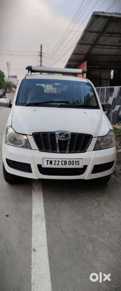 Mahindra Xylo 2012