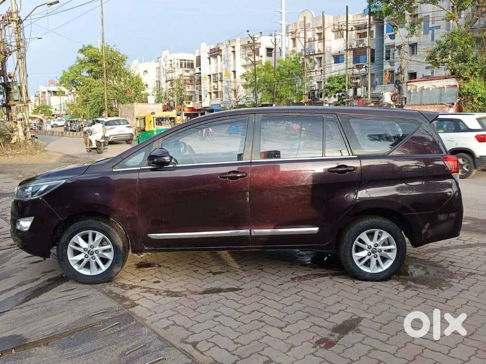 Toyota Innova Crysta 2.4 G Mt 7 Str, 2018, Diesel