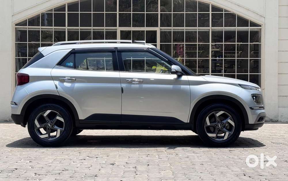 Hyundai Venue, 2020, Petrol