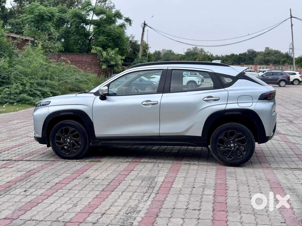 Maruti Suzuki Fronx Delta Plus 1.2 Ags, 2023, Petrol
