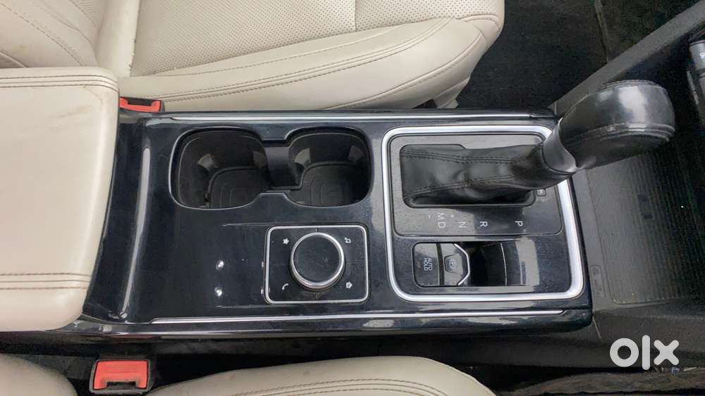 Mahindra Xuv700 2.2 Ax 7 Diesel At Luxury Pack Str, 2021, Diesel