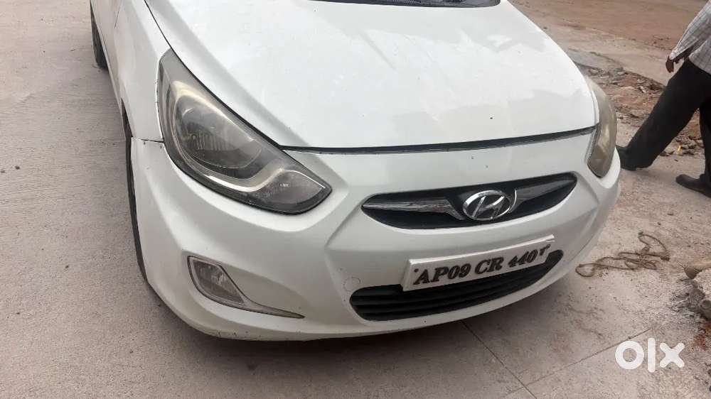 Hyundai Verna 2013 Diesel Manual
