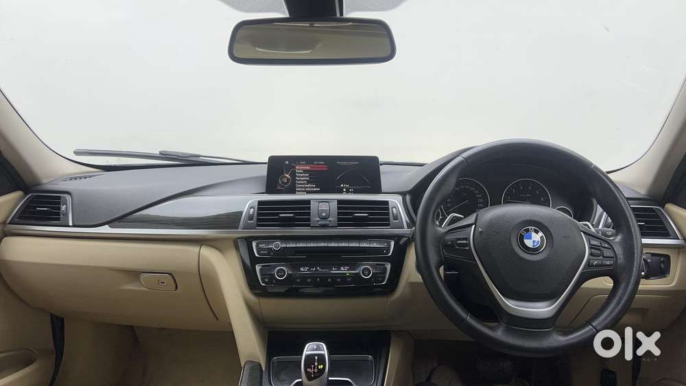Bmw 3 Series 2.0 320i Luxury Line, 2016, Petrol