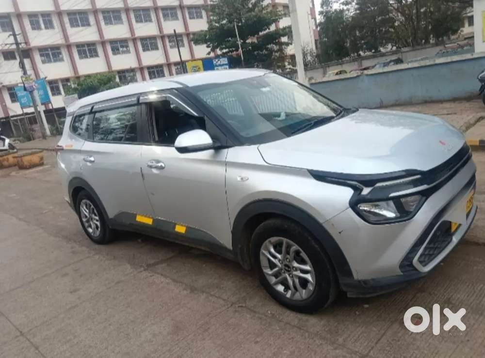 Kia Carens Yellow Board