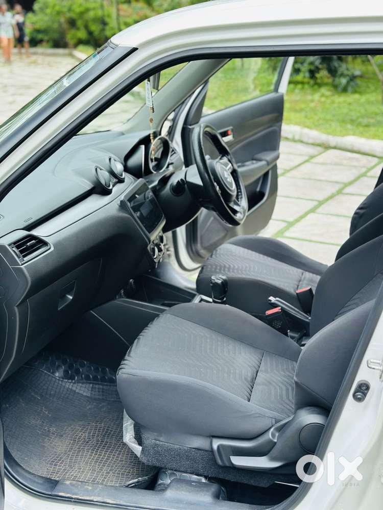 Maruti Suzuki Swift 2018 Amt Vxi, 2022, Petrol