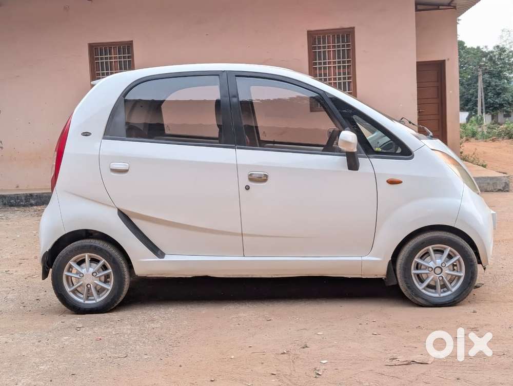 Tata Nano Xm, 2013, Petrol