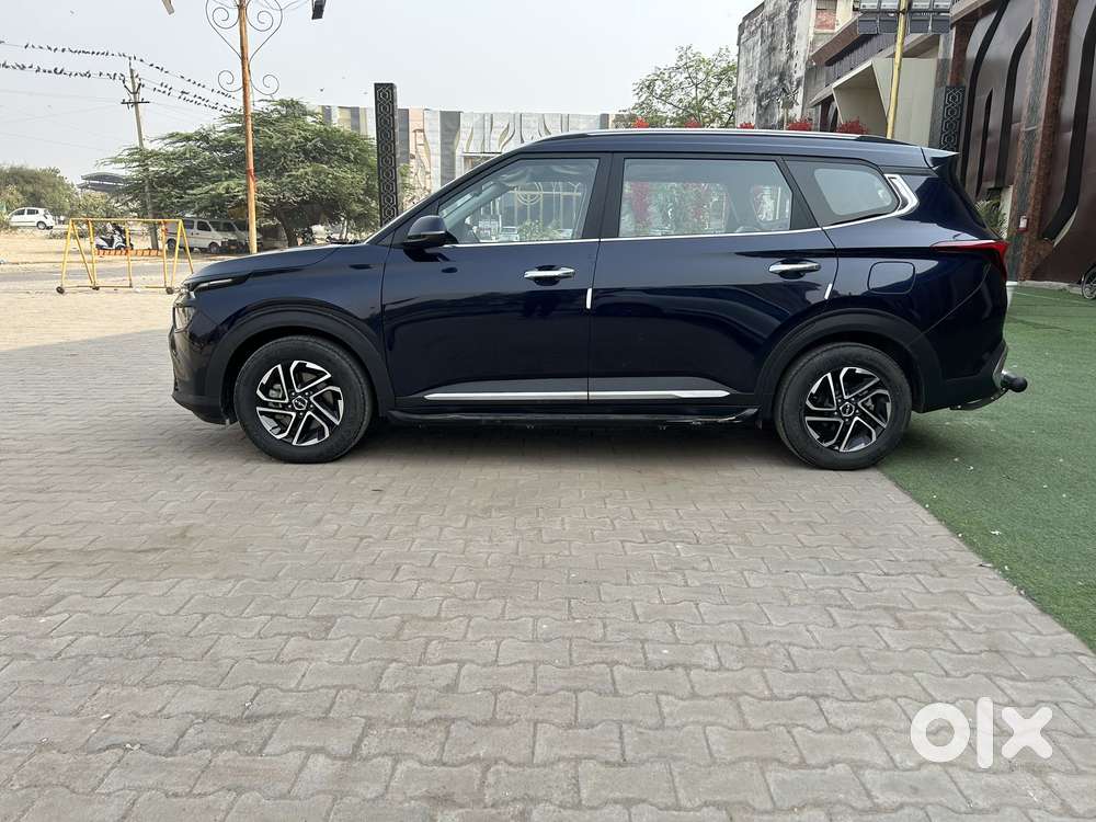 Kia Carens Luxury (o)1.5 Diesel At 7 Str, 2024, Diesel