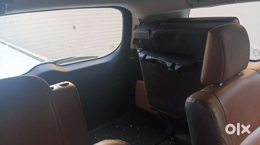 Toyota Innova Crysta 2016 Petrol Well Maintained
