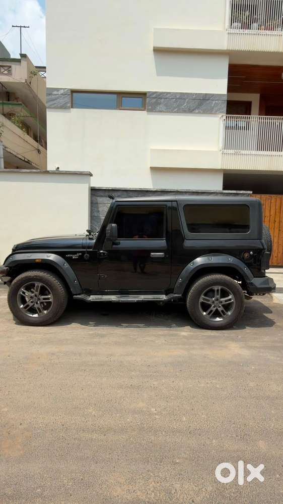 Mahindra Thar Petrol 2022