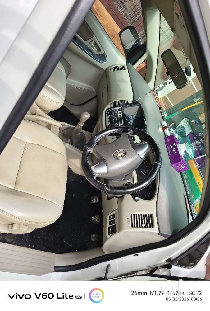 Toyota Innova 2014
