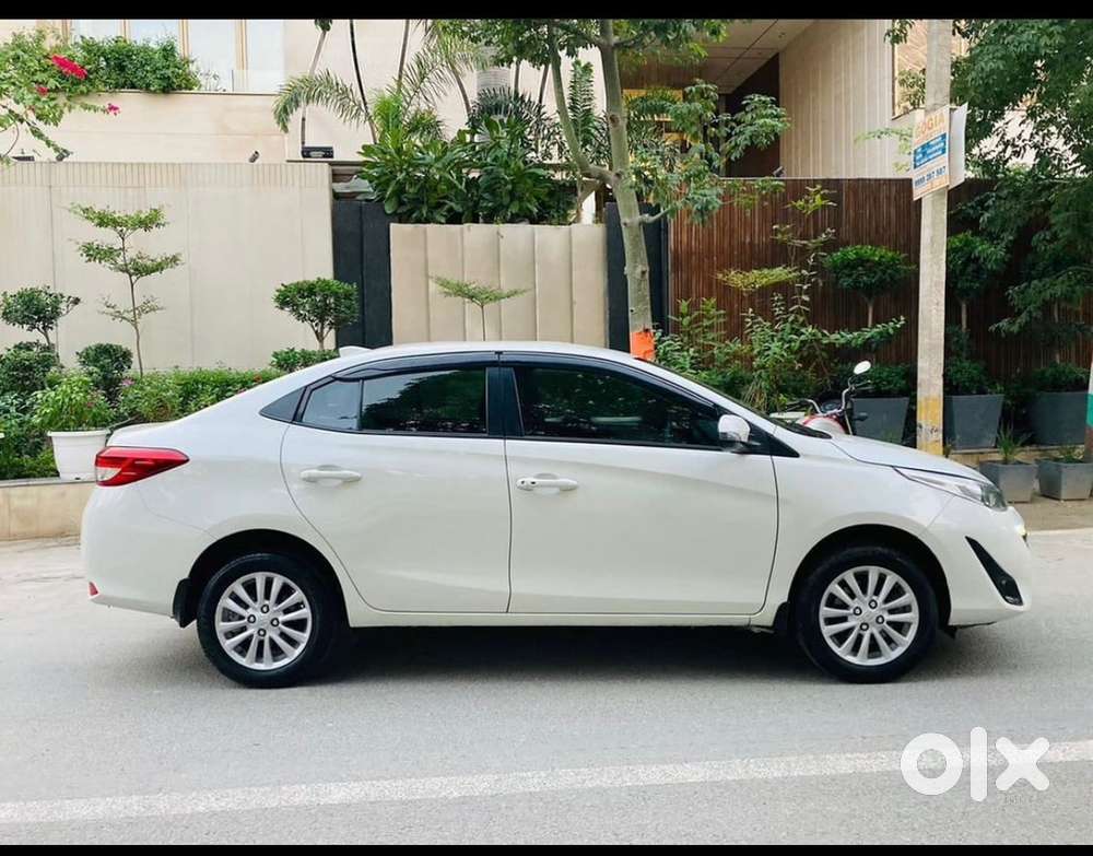 Toyota Yaris 1.5 V 2019