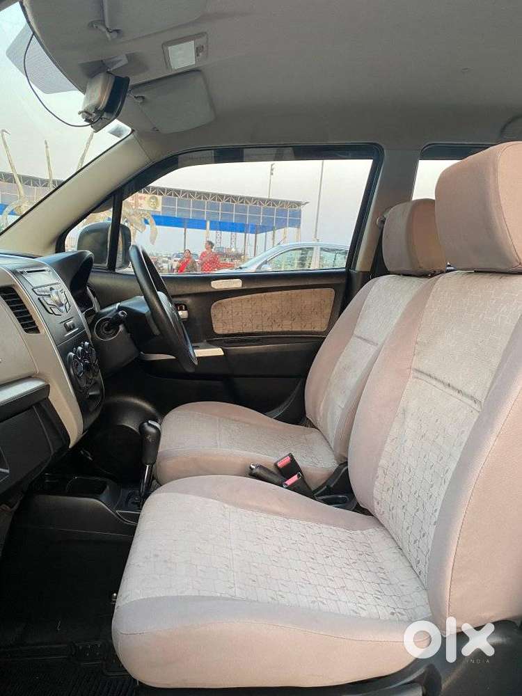 Maruti Suzuki Wagon R Vxi Amt1.2, 2016, Petrol