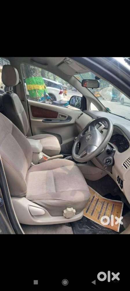 Toyota Innova 2.5 G (diesel) 7 Seater Bs Iv, 2013, Diesel