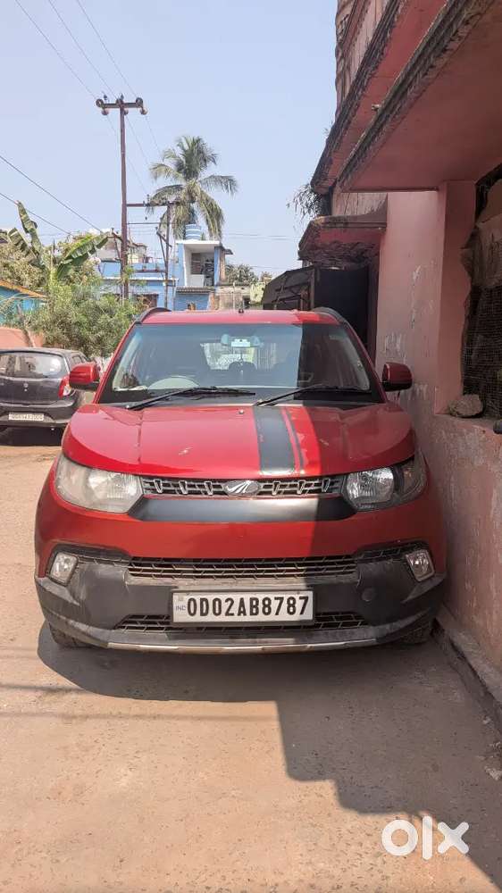 Mahindra Kuv 100 K8 6 Seater