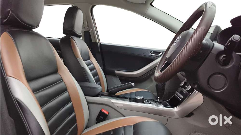 Tata Nexon 1.5 Revotorq Xza Plus Dualtone, 2018, Diesel