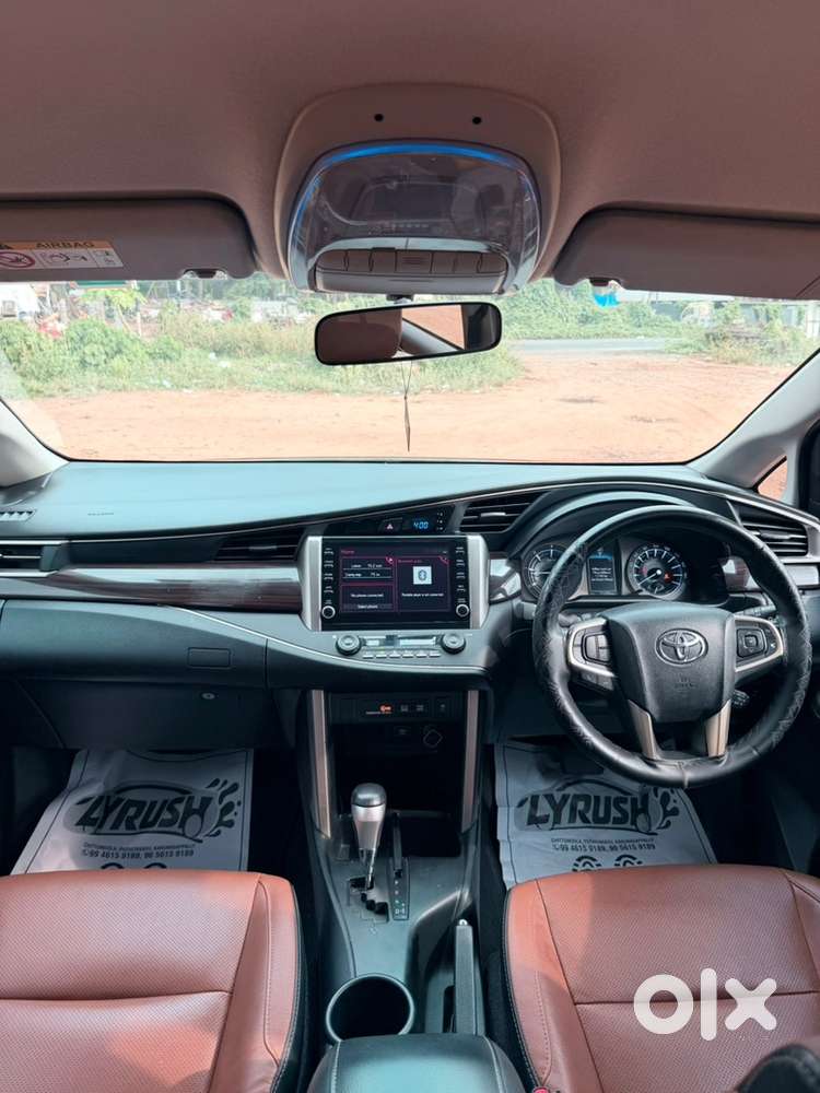 Toyota Innova Crysta