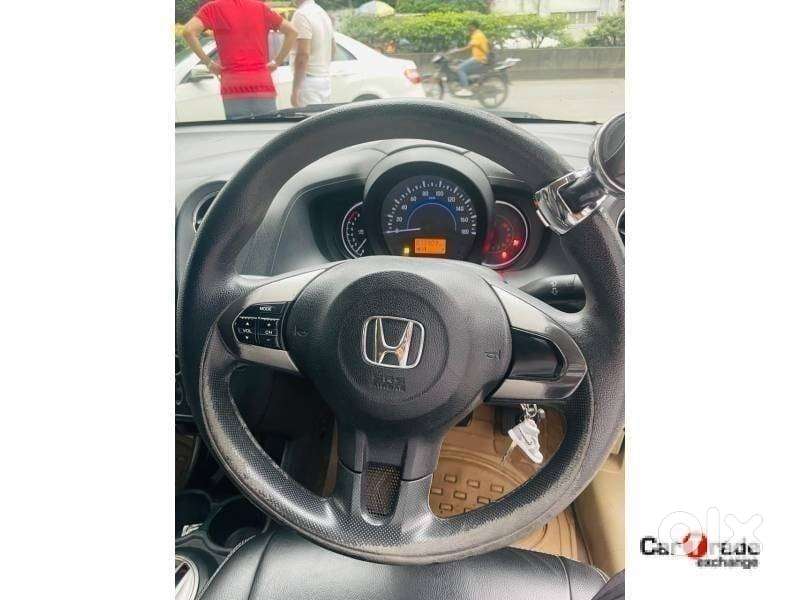 Honda Brio 2013-2016 Vx O At, 2016, Petrol