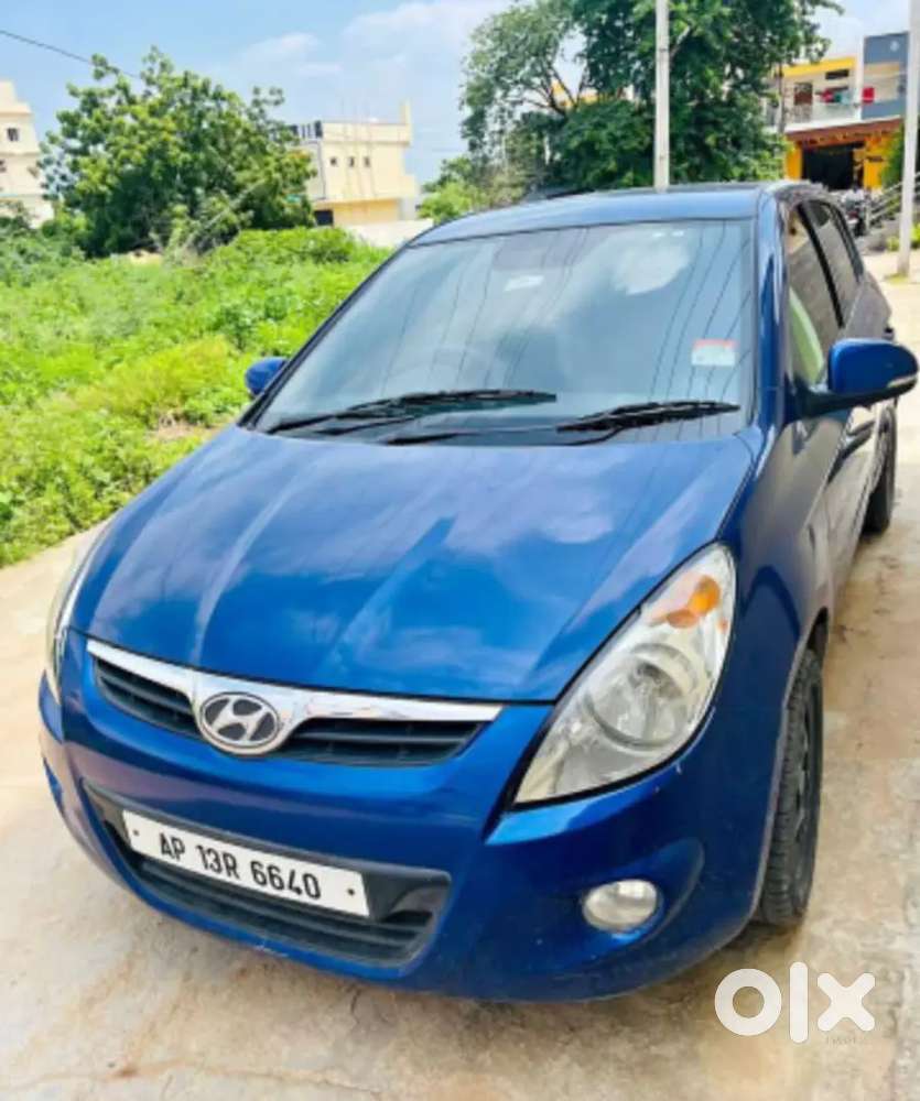 Hyundai I20 2012 Diesel 82100 Km Driven