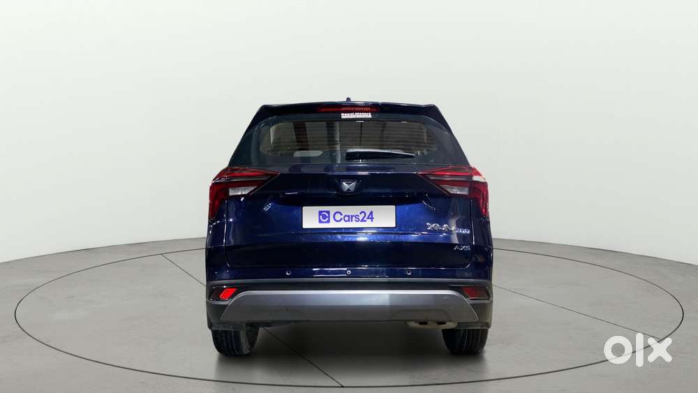 Mahindra Xuv700 2.0 Ax 5 Petrol Mt 7 Str, 2021, Petrol