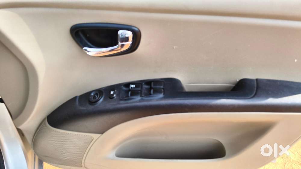Hyundai I10 [2010-2017] 1.2 Sportz At, 2013, Petrol