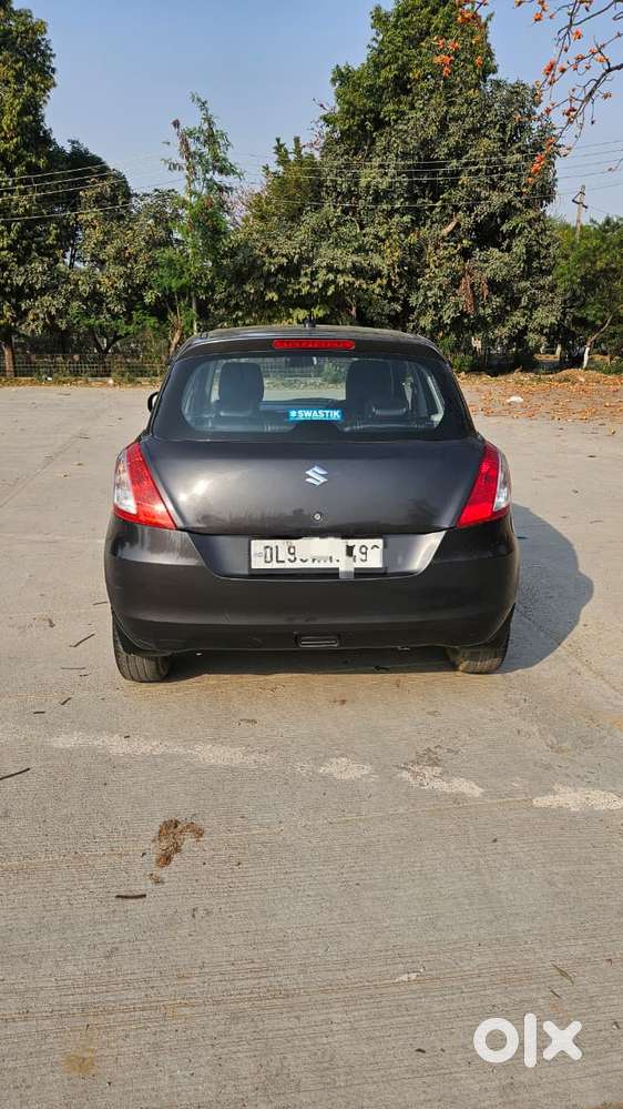 Maruti Suzuki Swift Lxi Option, 2016, Petrol