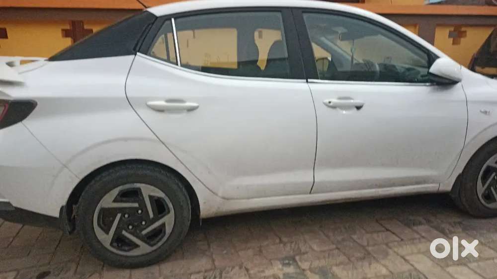 Hyundai Aura Sx 2023