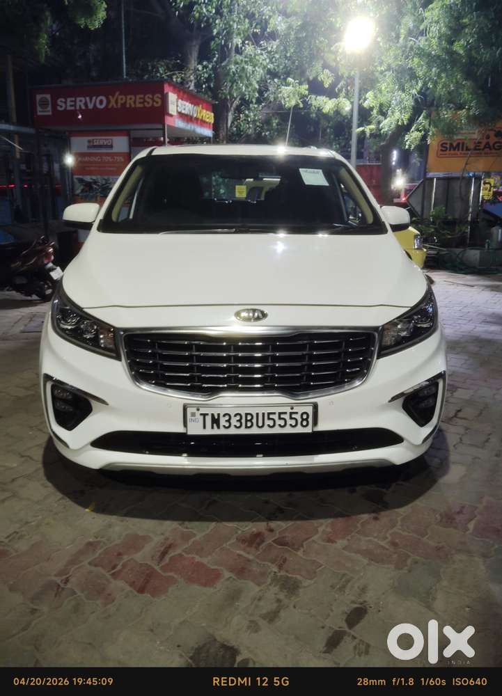 Kia Carnival Premium, 2020, Diesel