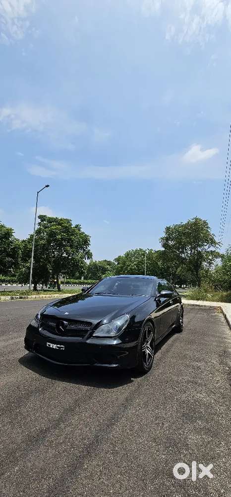 Cls 63 Amg V8 Mercedes Amg Rare (one Of Two Vehicles In Country)