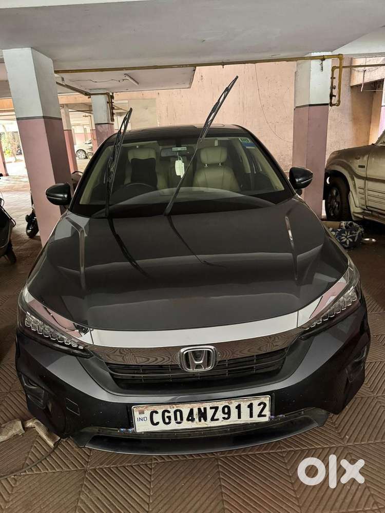 Honda City 5th Gen Zx Mt  2022  1.5l Petrol  Manual  Sedan