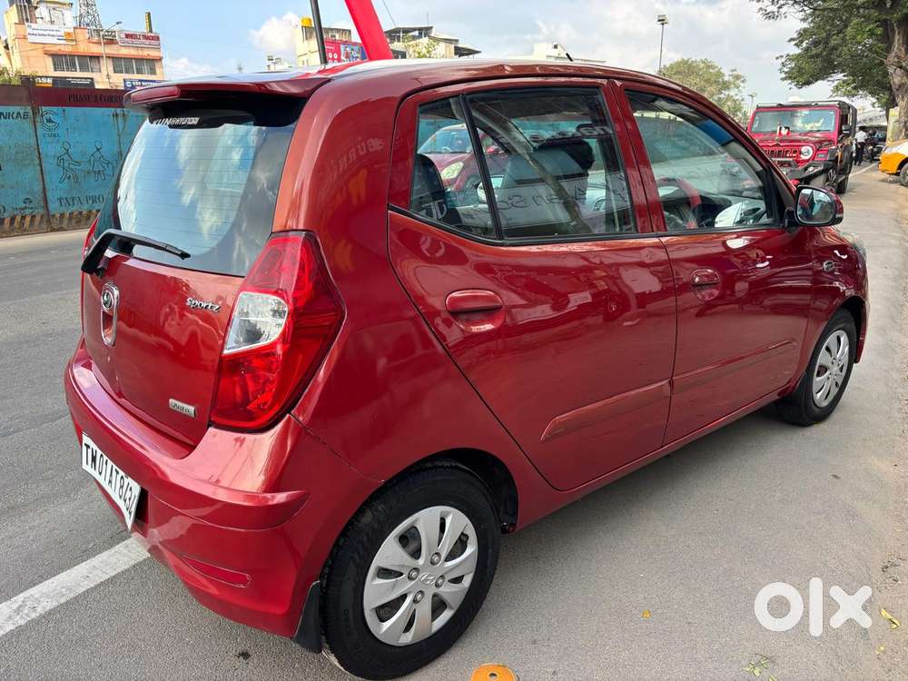 Hyundai I10 Sportz At, 2013, Petrol