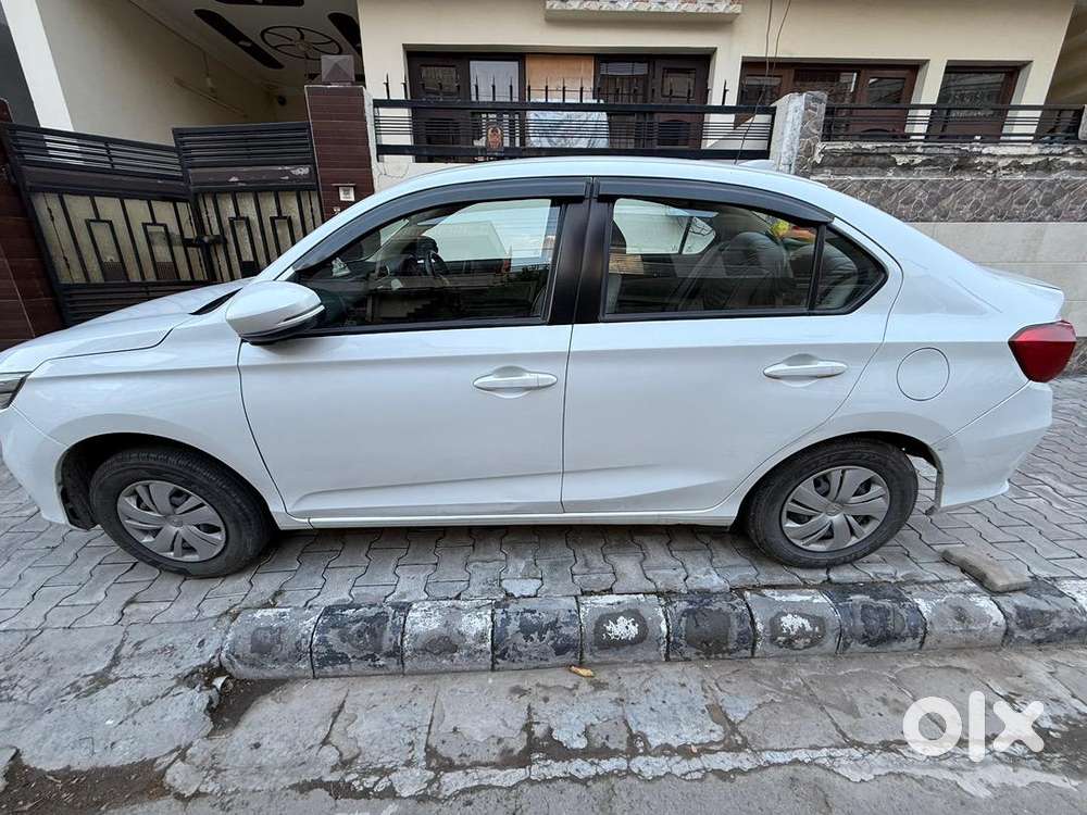 Honda Amaze 2020 Petrol Well Maintained