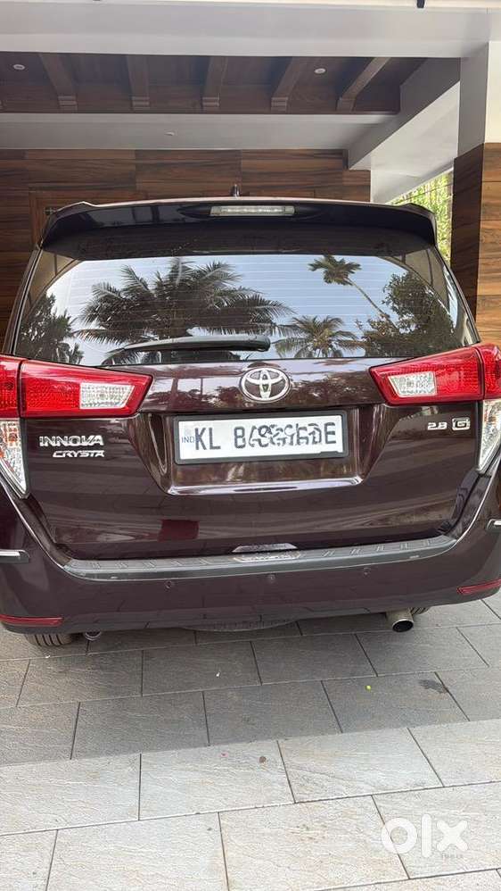Toyota Innova Crysta 2018 Diesel Well Maintained
