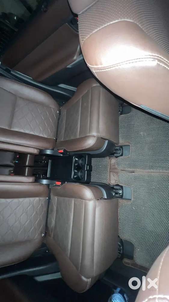 Toyota Innova Hycross Zx Top Model,  2023