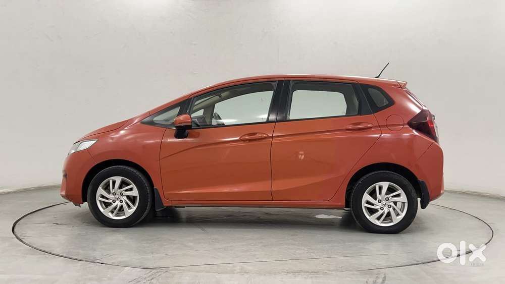 Honda Jazz [2020-2023] 1.2 V I-vtec Mt, 2016, Petrol