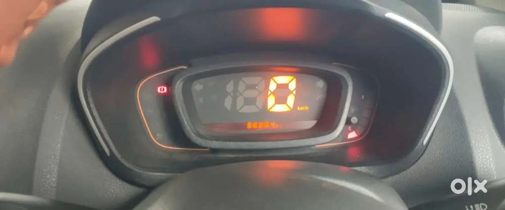 Renault Kwid 2016 Petrol Manual 2nd Owner