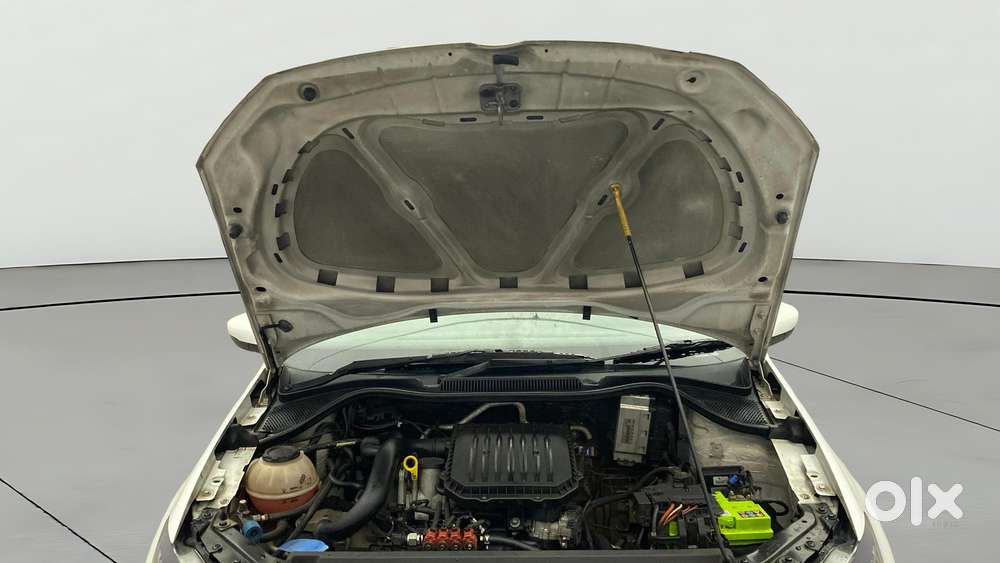 Volkswagen Ameo 1.0 Mpi Trendline, 2019, Cng & Hybrids