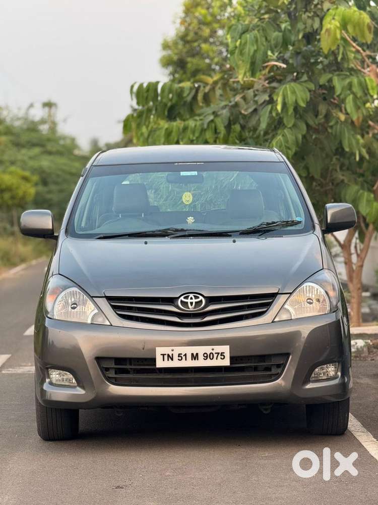 Toyota Innova 2.5 Gx 7 Str Bs-iii, 2011, Diesel