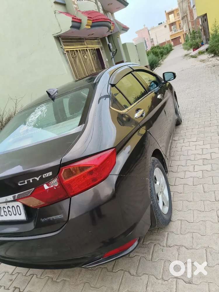 Honda City 2016 Petrol Well Maintained