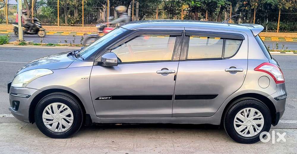 Maruti Suzuki Swift, 2012, Petrol
