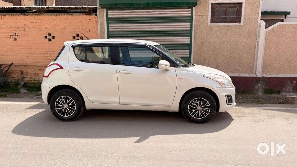 Maruti Suzuki Swift 2015 Petrol Well Maintained