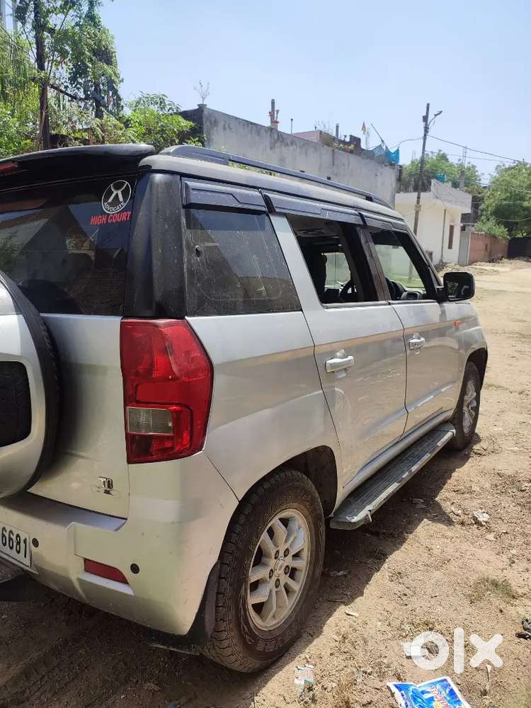 Mahindra Tuv 300 2015