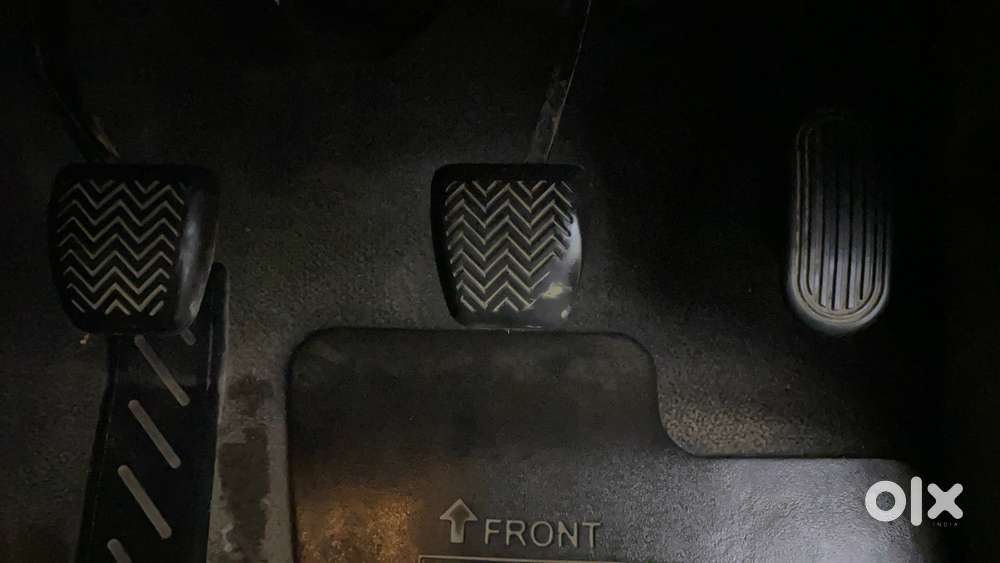 Toyota Innova Crysta 2.4 Vx Mt, 2017, Diesel