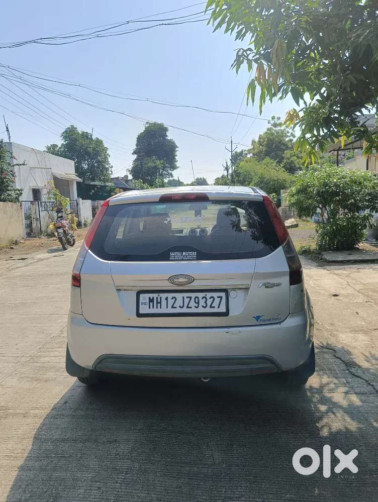 Ford Figo Petrol Manual 2013