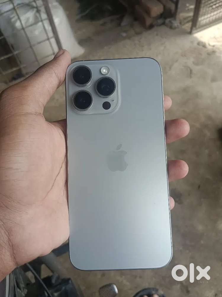 iPhone 15 pro max 265 bg
