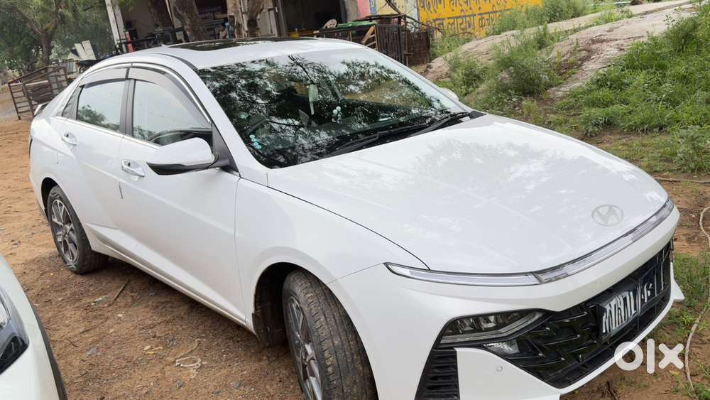 Hyundai Verna Sx 1.5 Mpi Mt Petrol 2025