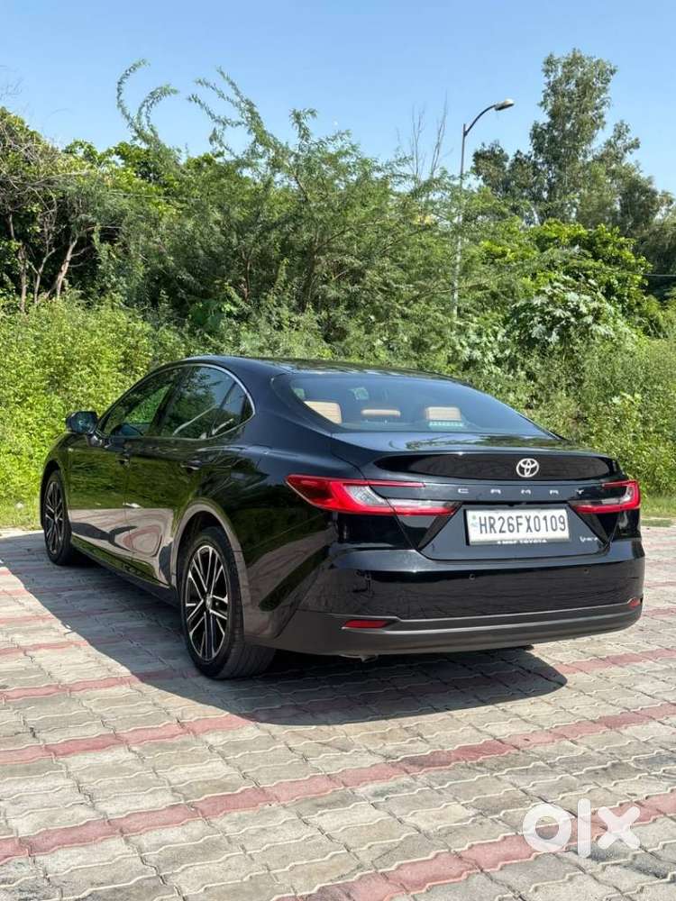 Toyota Camry Hybrid, 2025, Petrol