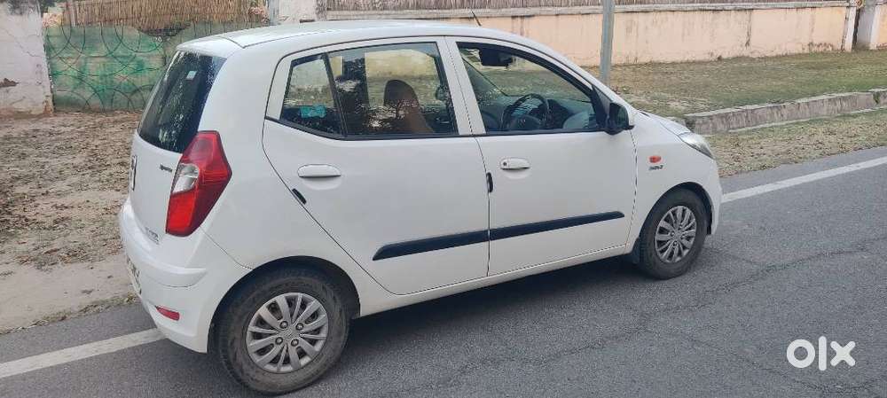 Hyundai I10 Sportz 1.1 Irde2, 2015, Petrol