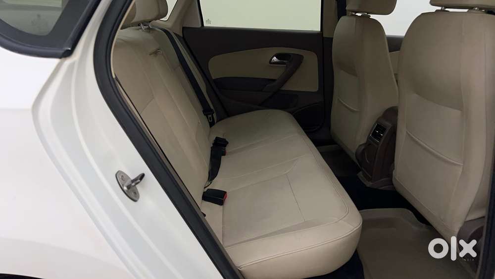 Skoda Rapid [ ] 1.5 Style Plus Tdi At, 2016, Diesel