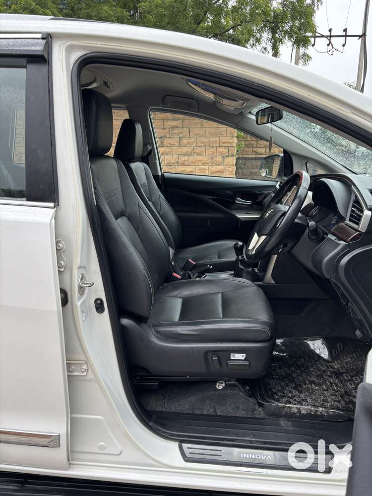Toyota Innova Crysta Zx 2.4 Diesel 7 Seater, 2024, Diesel