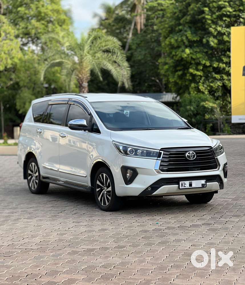 Toyota Innova Crysta [2020-ongoing] 2.4 Zx 7 Str, 2022, Diesel